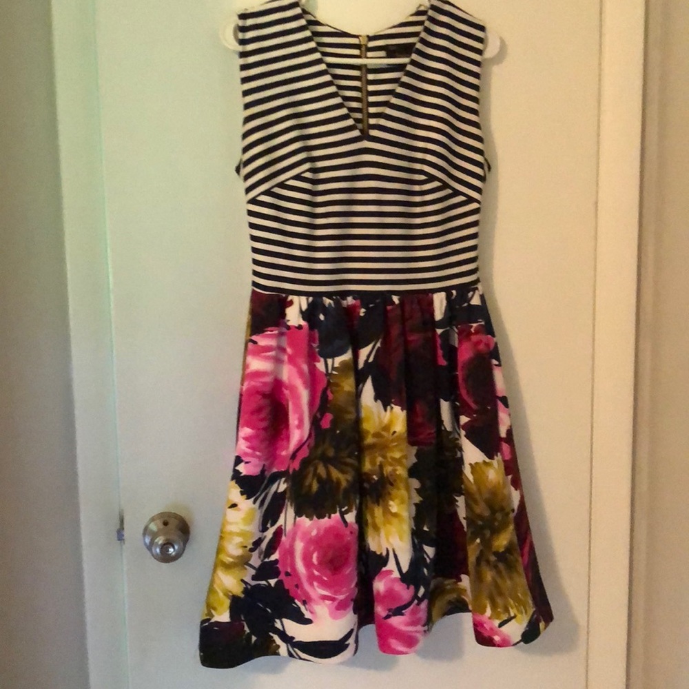 Just Taylor striped & floral dress